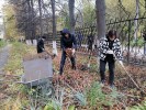С 10 по 15 октября в училище проходил осенний трудовой десант по уборке листвы и сухих веток 2